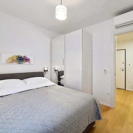 זאגרב Ophelia Apartment With Parking מראה חיצוני תמונה