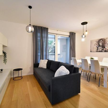 זאגרב Ophelia Apartment With Parking מראה חיצוני תמונה