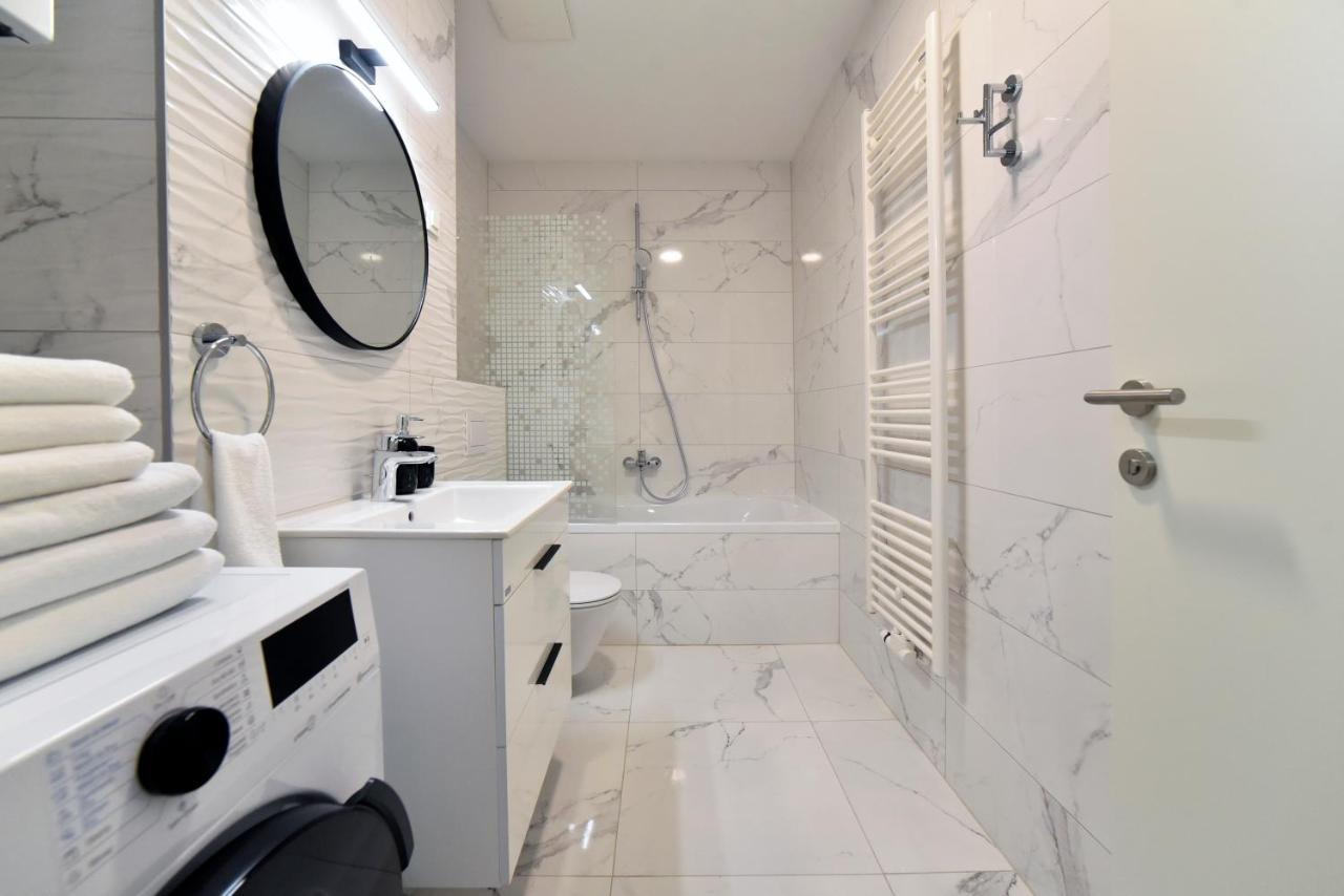 זאגרב Ophelia Apartment With Parking מראה חיצוני תמונה